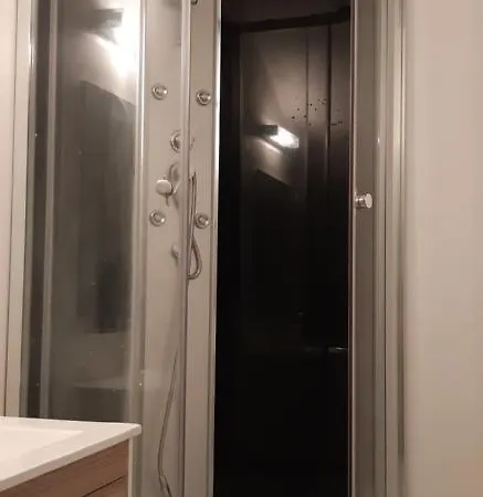 Guibert 19 Combles Wifi Sweet Caudebec-les-Elbeuf