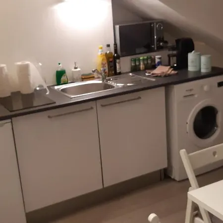 Guibert 19 Combles Wifi Sweet * Caudebec-les-Elbeuf